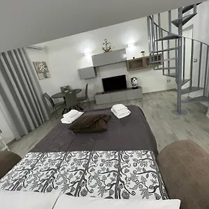 Centro-la Casa Di Lucio Napoli
